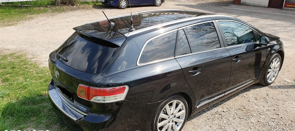 Toyota Avensis cena 27900 przebieg: 276000, rok produkcji 2009 z Myślenice małe 79